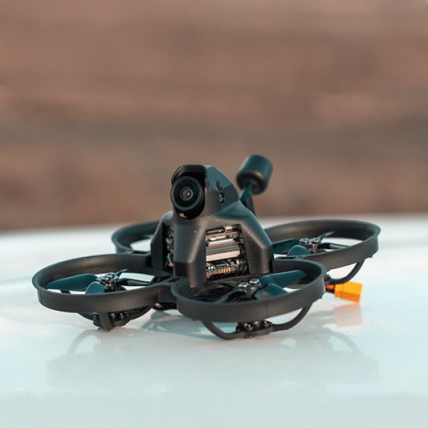 iFlight Alpha A85 HD Whoop Caddx Nebula Digital HD System FrSky R XSR Detail m